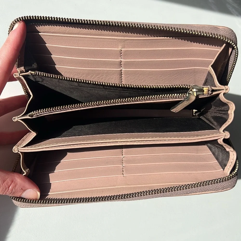 Authentic Gucci Guccissima Large Blush Pink Nude Zip Around Continental Wallet - Picture 12 of 17